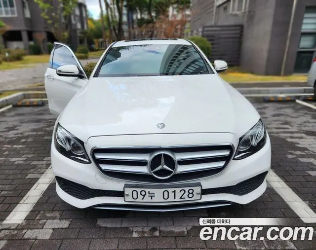 MERCEDES-BENZ E-CLASS W213 2017