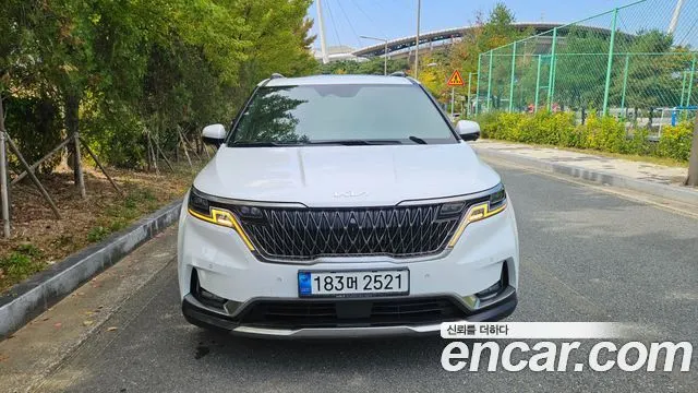 KIA CARNIVAL 2023