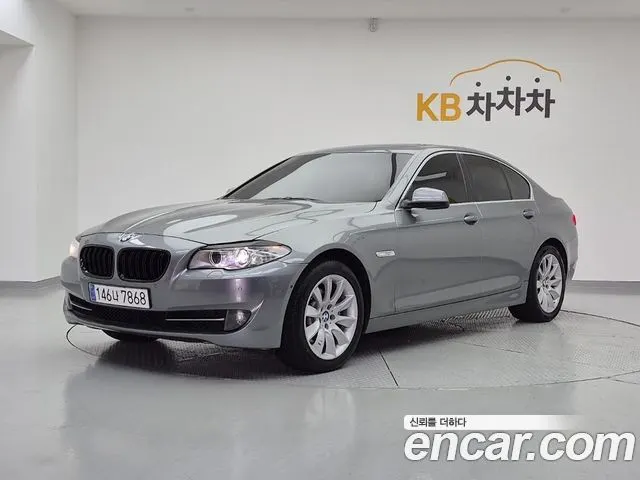 BMW 5 SERIES 2013