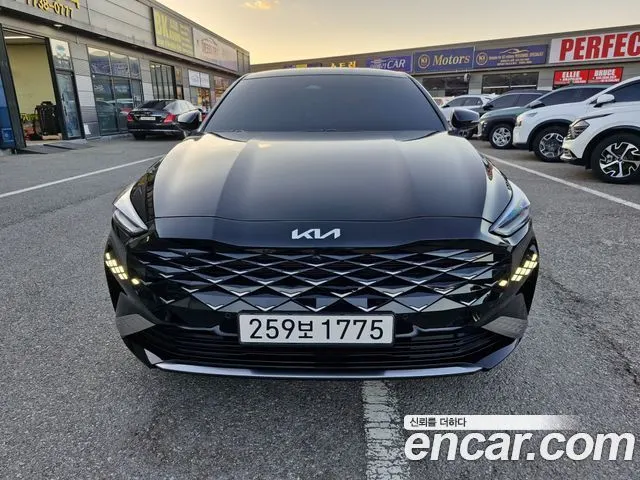 KIA K8 2023