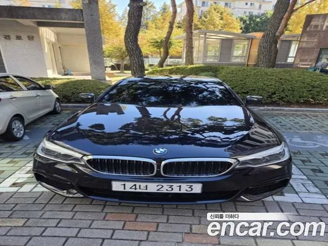 BMW 5 SERIES 2019