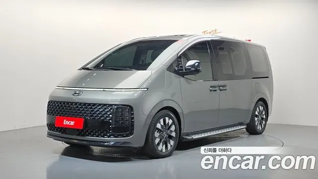 HYUNDAI STARIA — из Кореи под ключ