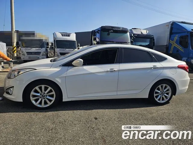 HYUNDAI I40 SALOON — из Кореи под ключ