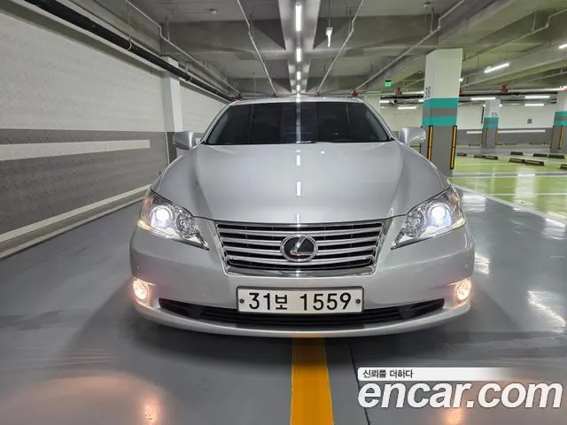 LEXUS ES350 2011 — 56 000 км, серебристый, Корея — под ключ — фото 1
