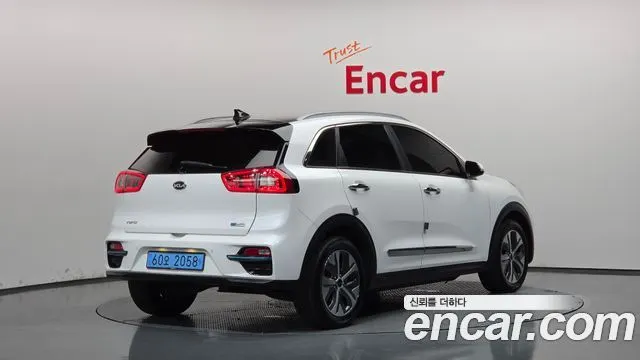 KIA NIRO — из Кореи под ключ