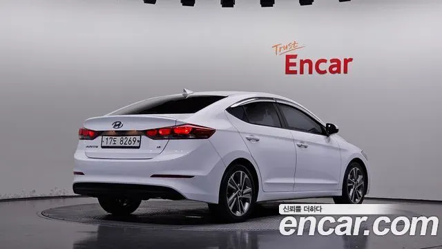 HYUNDAI AVANTE — из Кореи под ключ