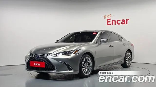 LEXUS ES300H — из Кореи под ключ