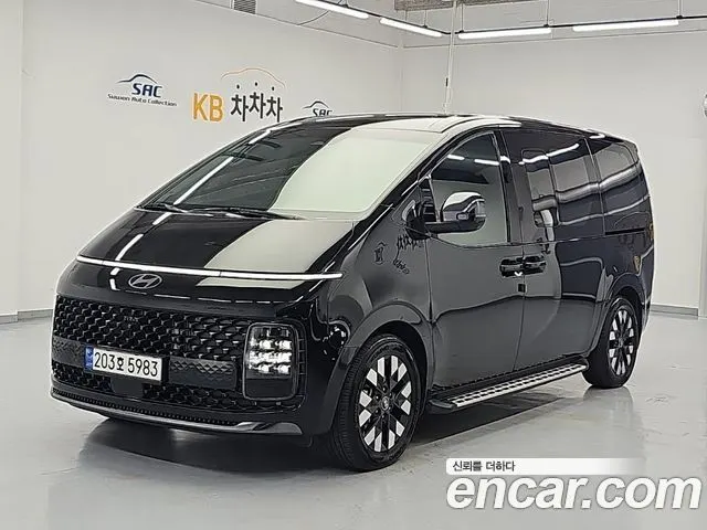 HYUNDAI STARIA — из Кореи под ключ
