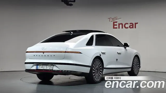 HYUNDAI GRANDEUR HYBRID — из Кореи под ключ