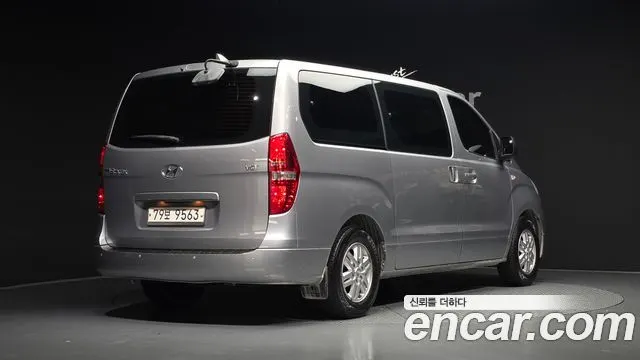 HYUNDAI GRAND STAREX — из Кореи под ключ