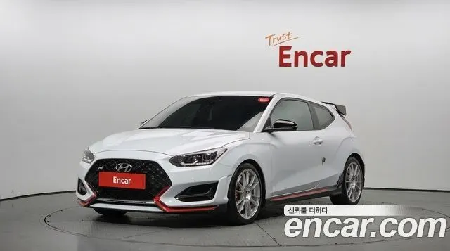 HYUNDAI VELOSTER — из Кореи под ключ