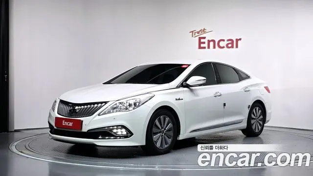 HYUNDAI GRANDEUR HYBRID — из Кореи под ключ