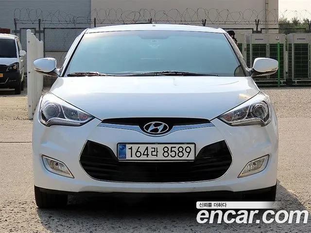 HYUNDAI VELOSTER — из Кореи под ключ