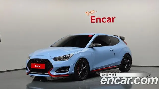 HYUNDAI VELOSTER — из Кореи под ключ