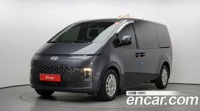 HYUNDAI STARIA — из Кореи под ключ