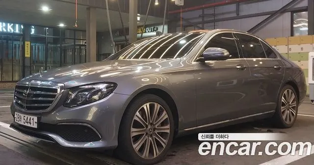 MERCEDES-BENZ E-CLASS W213 — из Кореи под ключ