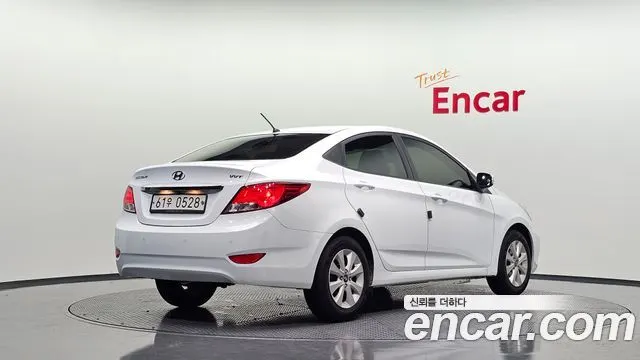 HYUNDAI ACCENT — из Кореи под ключ