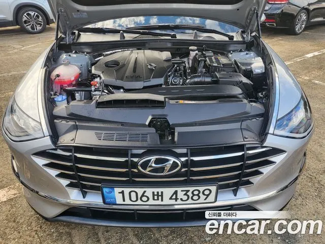 HYUNDAI SONATA 2021 — 21 361 км, коричневый, Корея — под ключ — фото 2