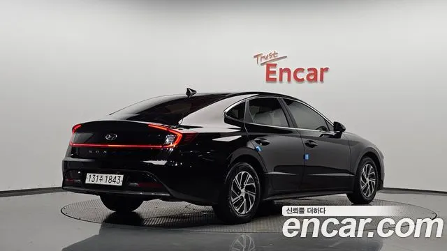 HYUNDAI SONATA HYBRID — из Кореи под ключ