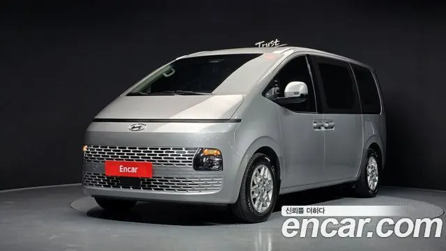 HYUNDAI STARIA — из Кореи под ключ
