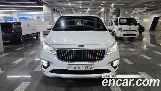 KIA CARNIVAL — из Кореи под ключ