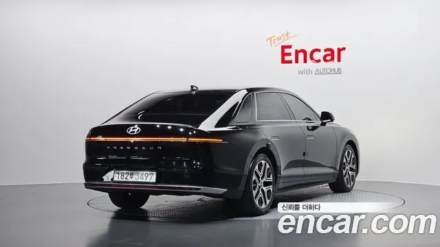 HYUNDAI GRANDEUR — из Кореи под ключ