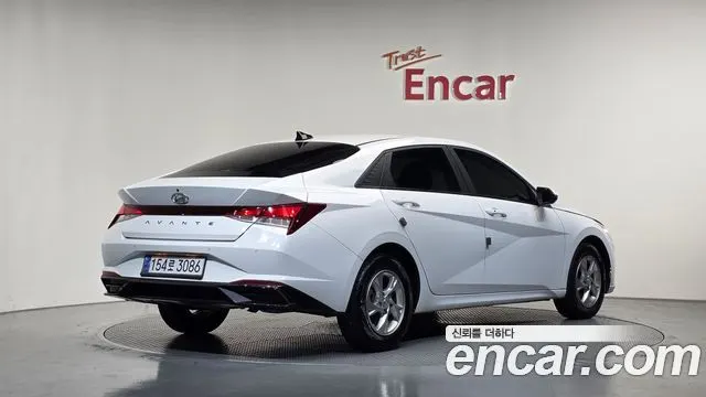 HYUNDAI AVANTE — из Кореи под ключ