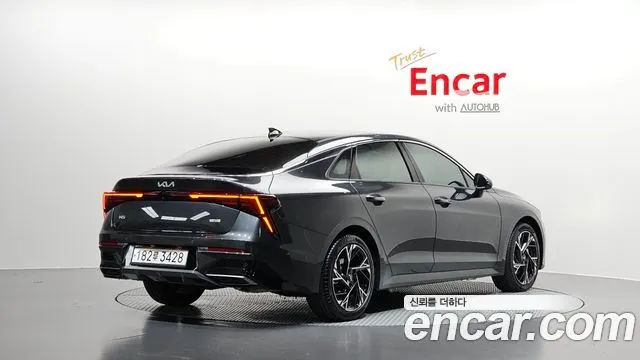 KIA K5 HYBRID — из Кореи под ключ
