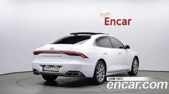 HYUNDAI GRANDEUR HYBRID — из Кореи под ключ
