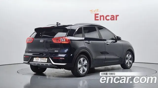 KIA NIRO — из Кореи под ключ