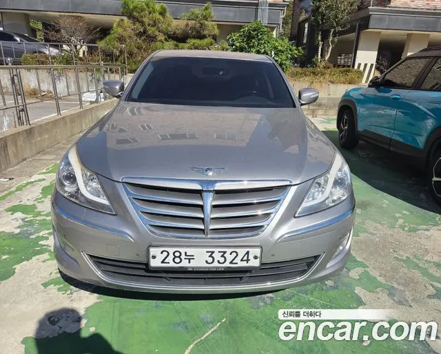 HYUNDAI GENESIS — из Кореи под ключ