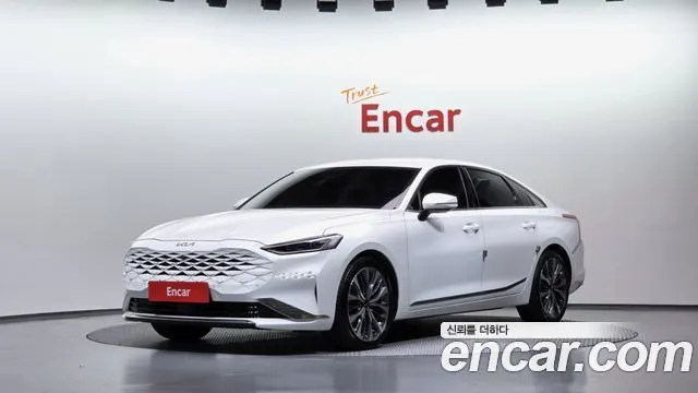 KIA K8 — из Кореи под ключ