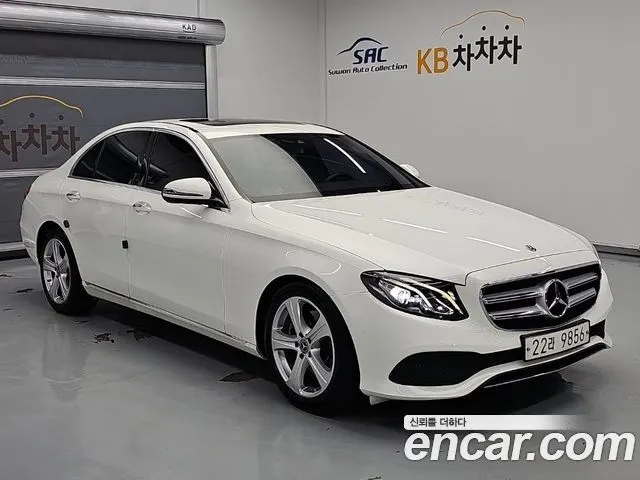 MERCEDES-BENZ E-CLASS W213 2018 — 109 368 км, белый, Корея — под ключ — фото 4
