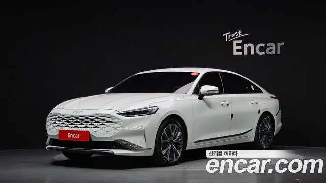 KIA K8 — из Кореи под ключ