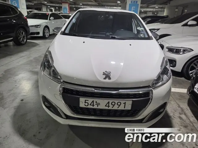 PEUGEOT 208 — из Кореи под ключ
