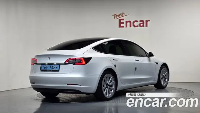 TESLA MODEL 3 — из Кореи под ключ